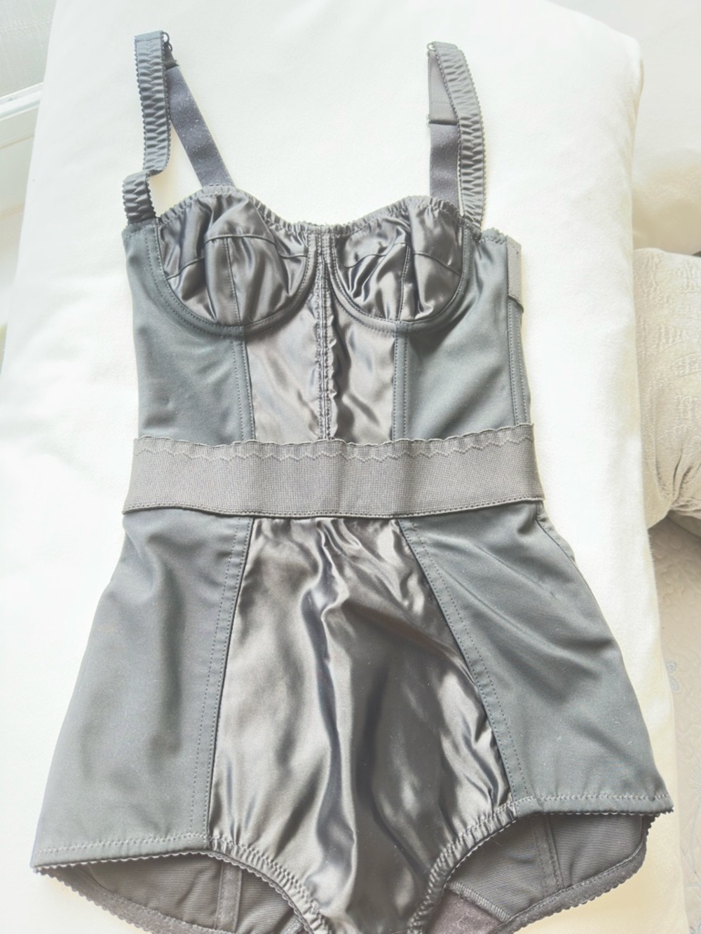 Faja, Satin Shaping Bodysuit Dolce $Gabbana hecha en IItalia